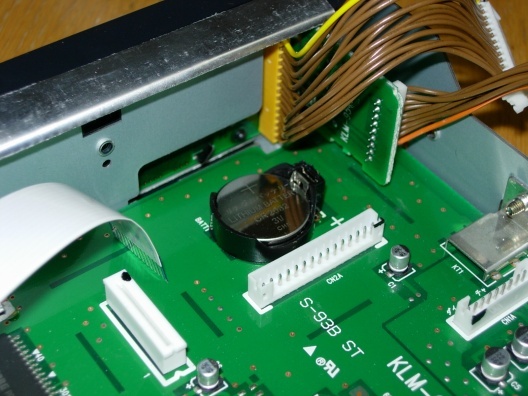 希少_完動_美品_KORG_X5-D_白_内部電池ソケット化_AC KORG X5DRの電池交換: おきのとりしま -東小島-